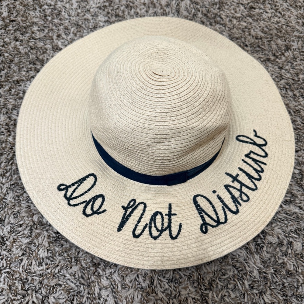 Beige Wide Brim Hat with Navy/Black Band